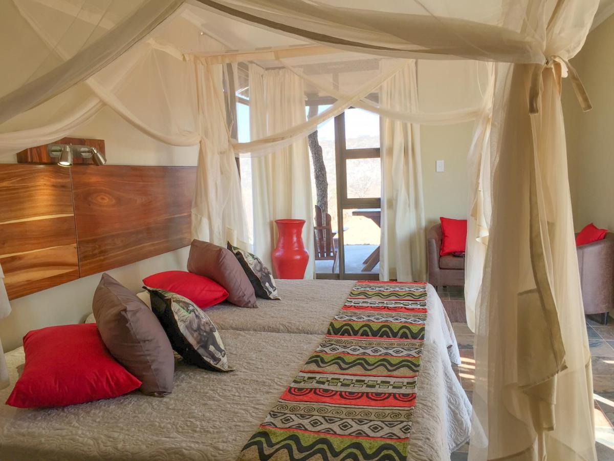 Okutala Etosha Lodge Outjo Exterior foto