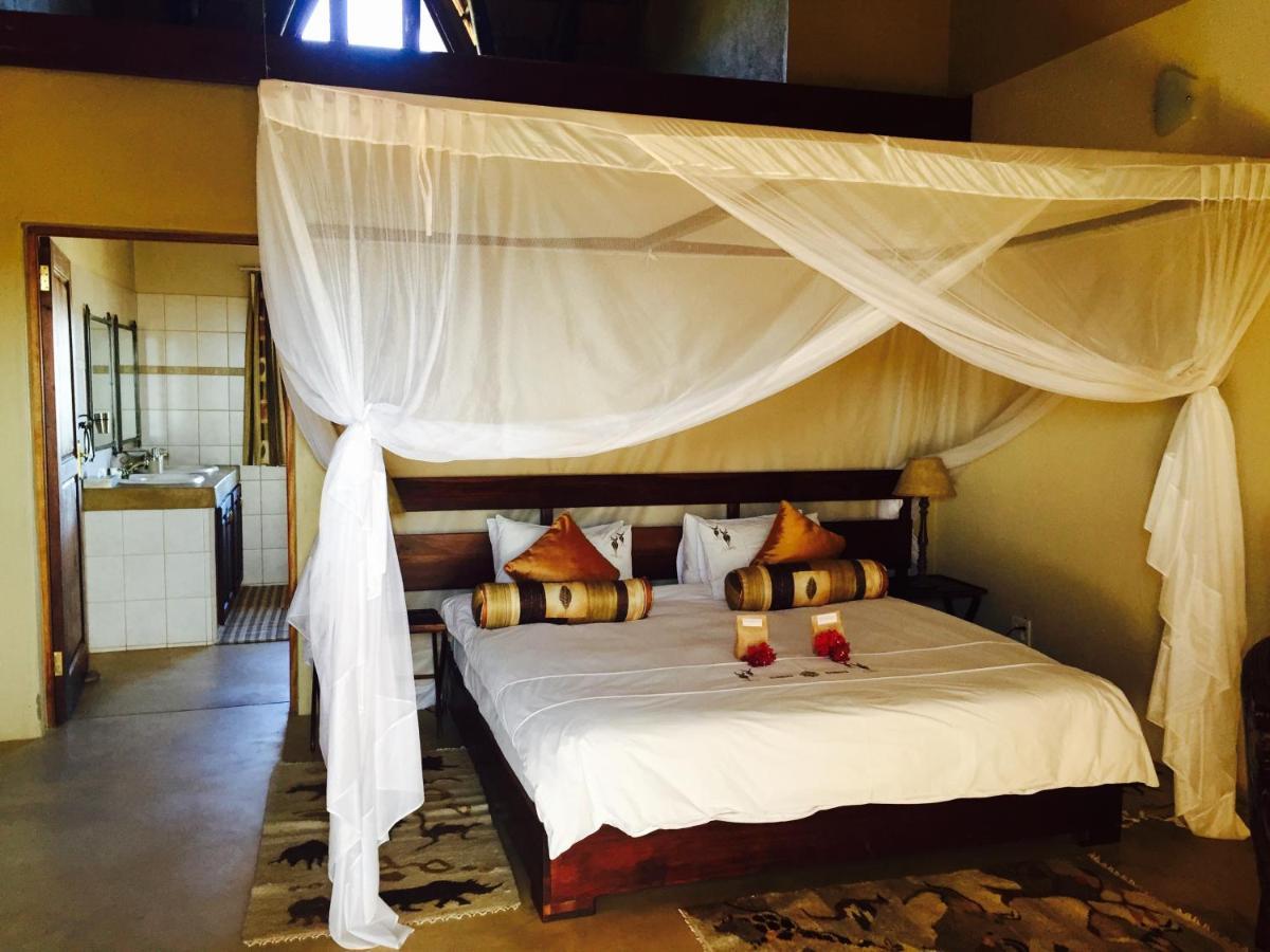 Okutala Etosha Lodge Outjo Exterior foto